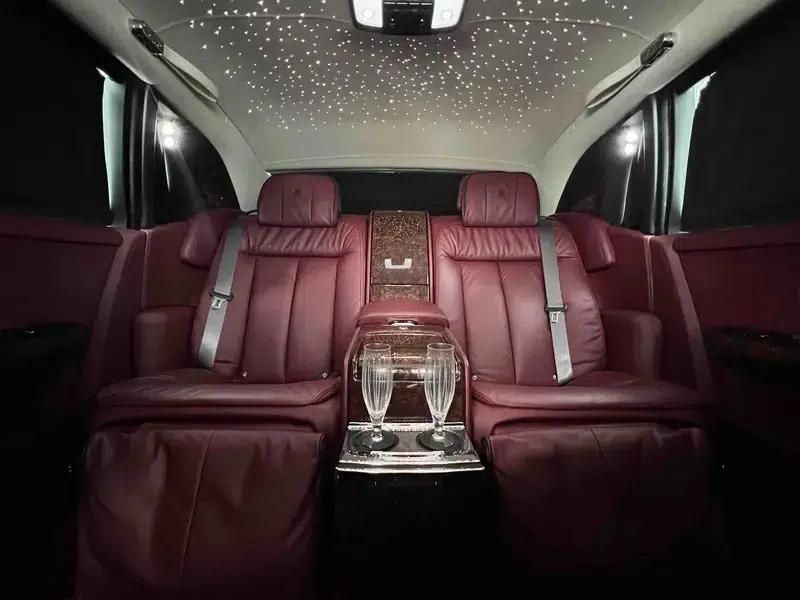2018 Phantom 6.7T Long Wheelbase — миниатюра 6