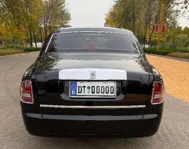 2006 Phantom 6.7L Presidential Class — миниатюра 5