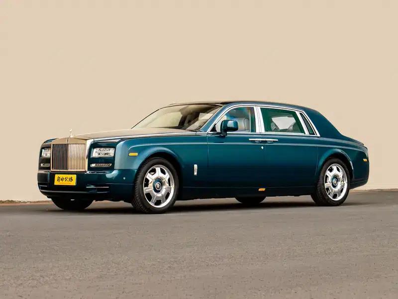 2013 Phantom 6.7L Extended Wheelbase (EWB) — миниатюра 1