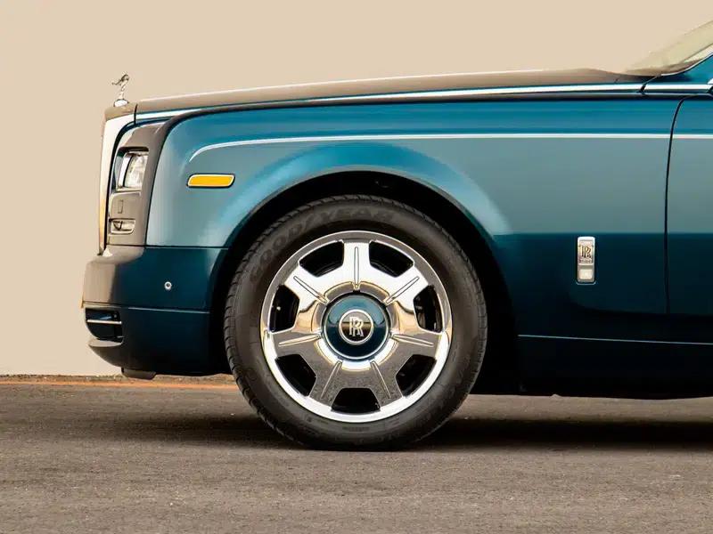 2013 Phantom 6.7L Extended Wheelbase (EWB) — миниатюра 18