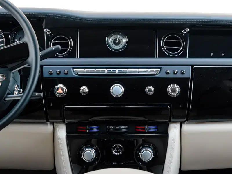 2013 Phantom 6.7L Extended Wheelbase (EWB) — миниатюра 20