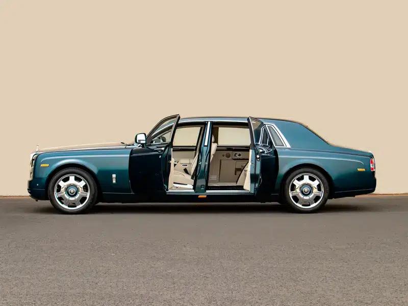 2013 Phantom 6.7L Extended Wheelbase (EWB) — миниатюра 4