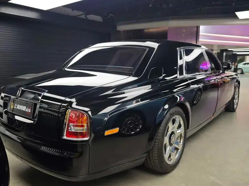 2011 Nissan Phantom 6.7T Automatic 4WD 4-Seater (Parallel Import) — миниатюра 11