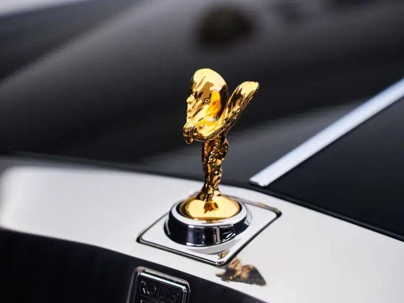2011 Nissan Phantom 6.7T Automatic 4WD 4-Seater (Parallel Import) — миниатюра 16