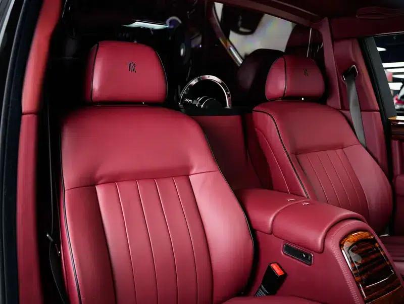 2011 Nissan Phantom 6.7T Automatic 4WD 4-Seater (Parallel Import) — миниатюра 20
