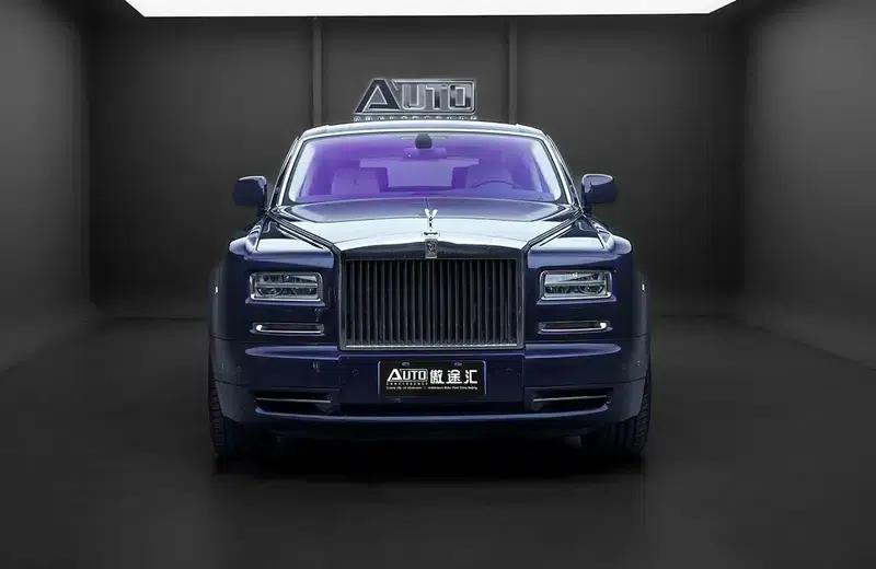 2013 Phantom 6.7L Extended Wheelbase (EWB) — миниатюра 2