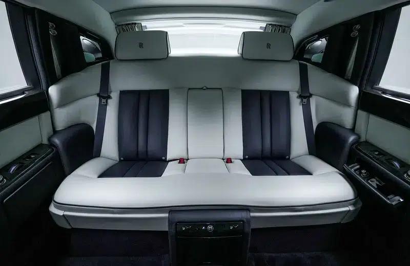 2013 Phantom 6.7L Extended Wheelbase (EWB) — миниатюра 26