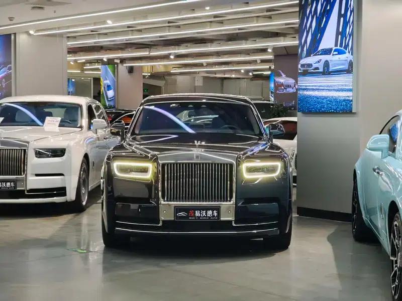 2018 Phantom 6.7T Long Wheelbase — миниатюра 2