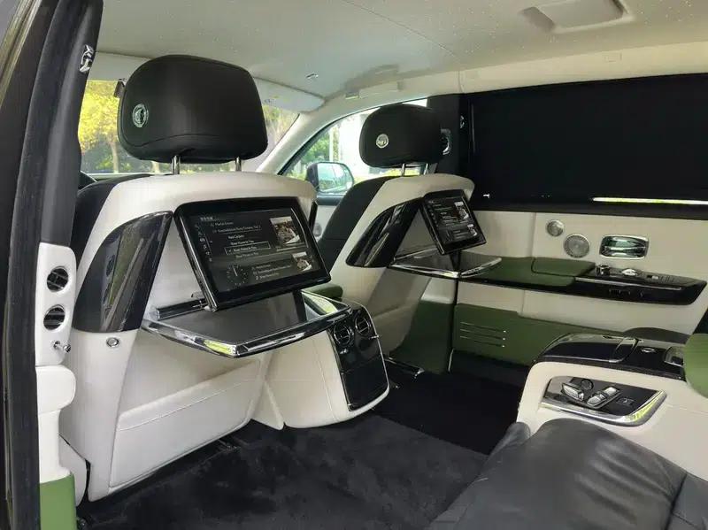 2022 Phantom 6.7T Automatic AWD 4-seater — миниатюра 19