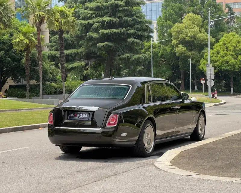 2022 Phantom 6.7T Automatic AWD 4-seater — миниатюра 7