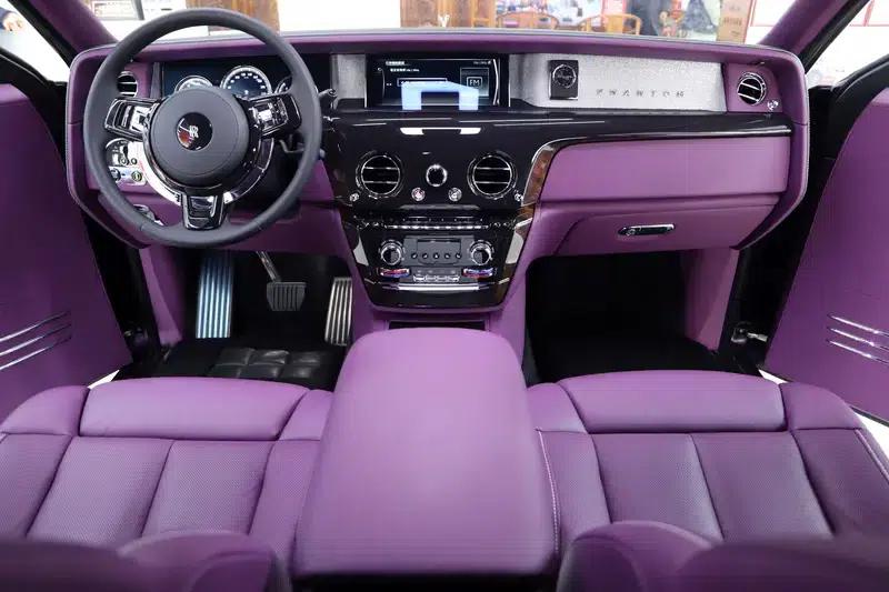 2018 Phantom 6.7T Long Wheelbase — миниатюра 22