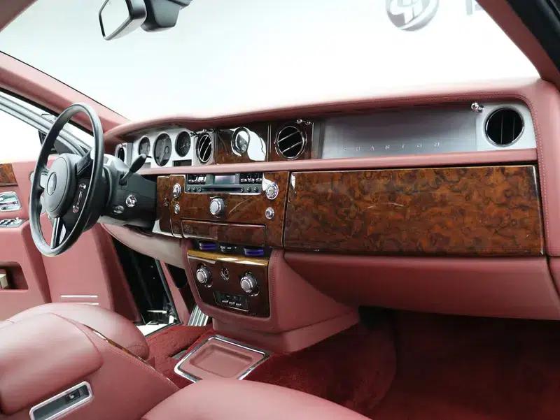 2006 Phantom 6.7L Extended Wheelbase (EWB) — миниатюра 14