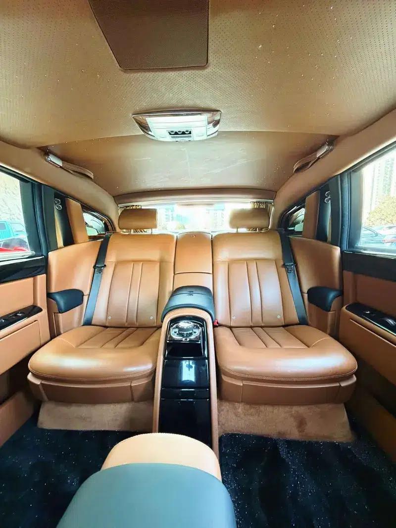2016 Phantom 6.7L Urban Classic Edition — миниатюра 10