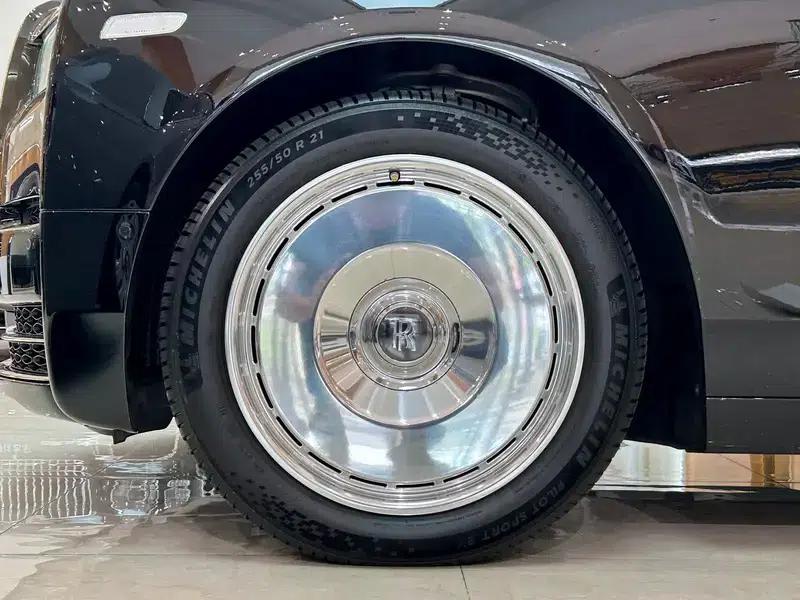 2018 Phantom 6.7T Standard Wheelbase — миниатюра 8
