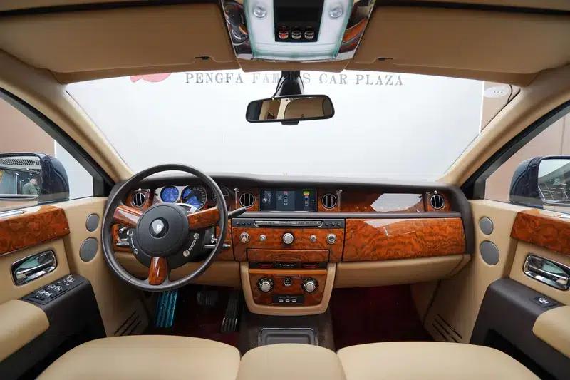 2013 Phantom 6.7L Standard Edition — миниатюра 11