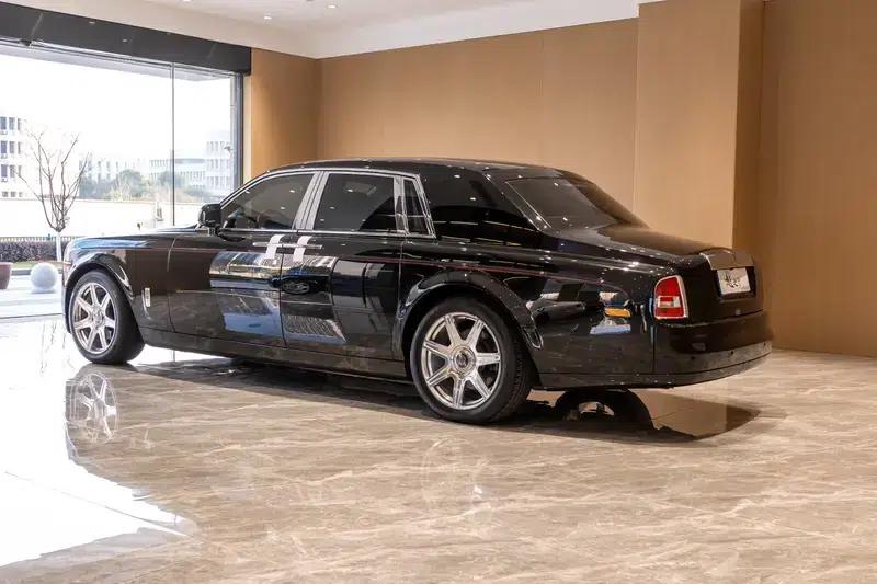 2013 Phantom 6.7L Standard Edition — миниатюра 3
