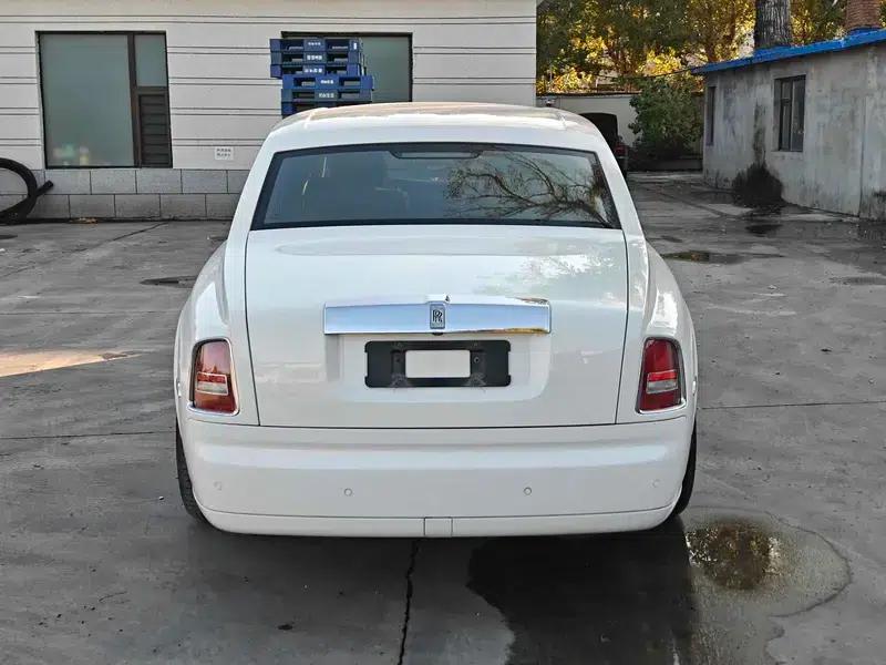 2011 Phantom 6.7T Automatic Rear-Wheel Drive 4-Seater Factory Custom Edition — миниатюра 4
