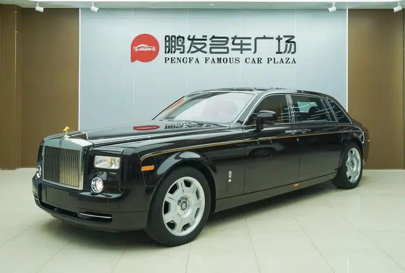 2011 Phantom 6.7L Automatic Rear-Wheel Drive 4-Seater Factory Custom Edition — миниатюра 1