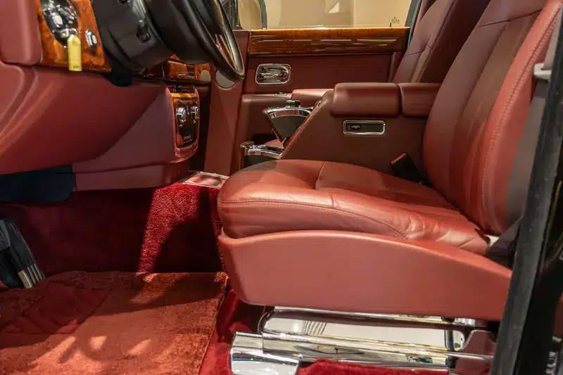 2013 Phantom 6.7L Extended Wheelbase (EWB) — миниатюра 16