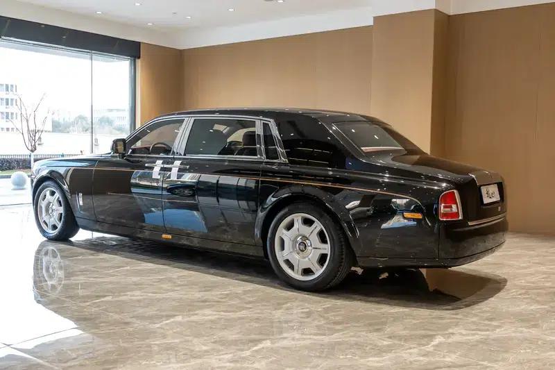 2013 Phantom 6.7L Extended Wheelbase (EWB) — миниатюра 3