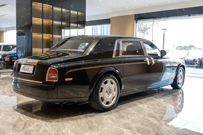 2013 Phantom 6.7L Extended Wheelbase (EWB) — миниатюра 4