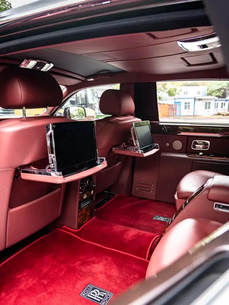 2013 Phantom 6.7L Extended Wheelbase (EWB) — миниатюра 11
