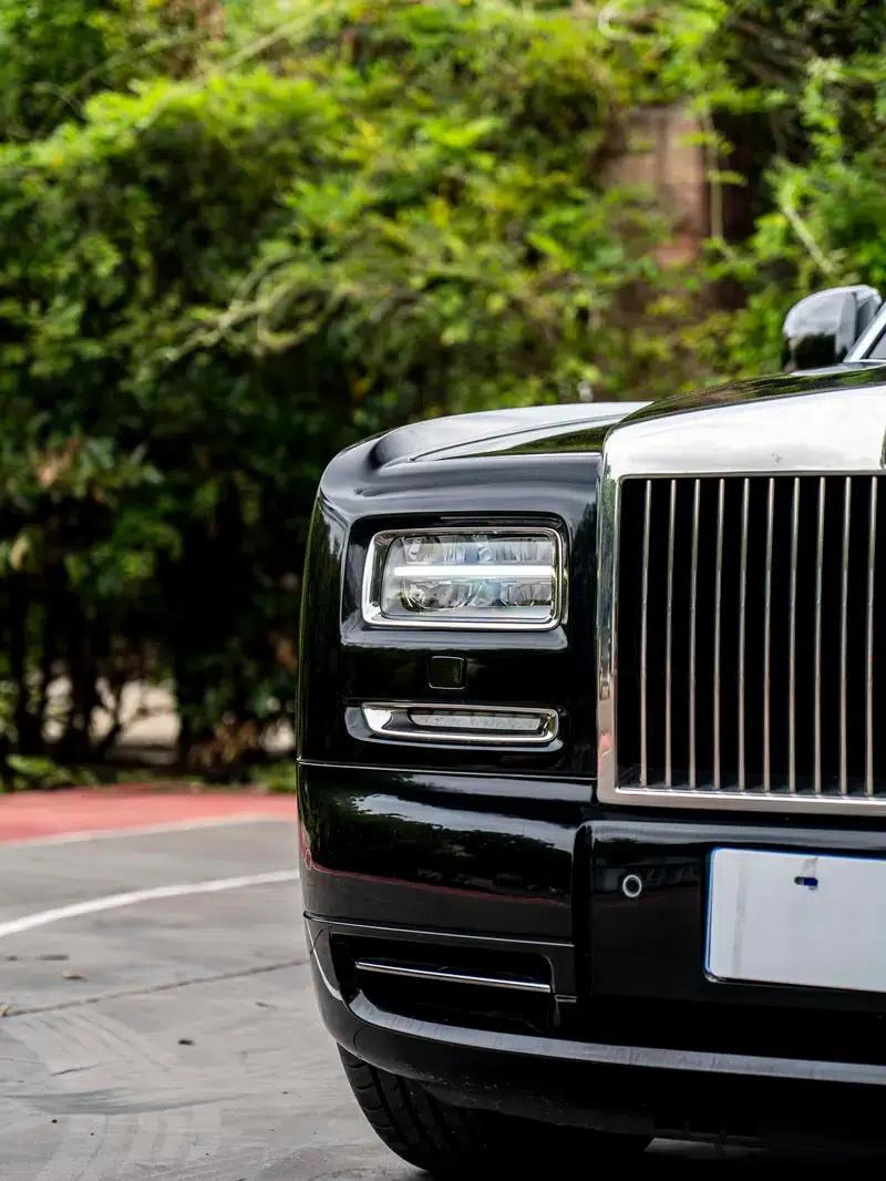 2013 Phantom 6.7L Extended Wheelbase (EWB) — миниатюра 13