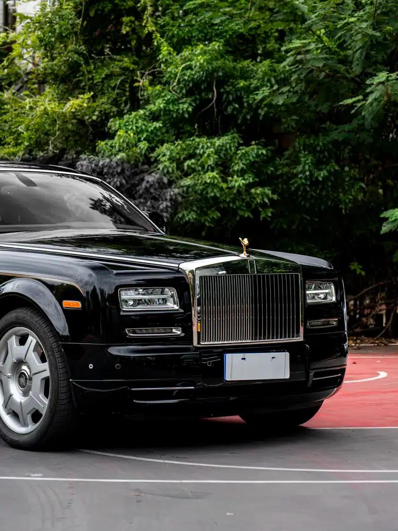 2013 Phantom 6.7L Extended Wheelbase (EWB) — миниатюра 5