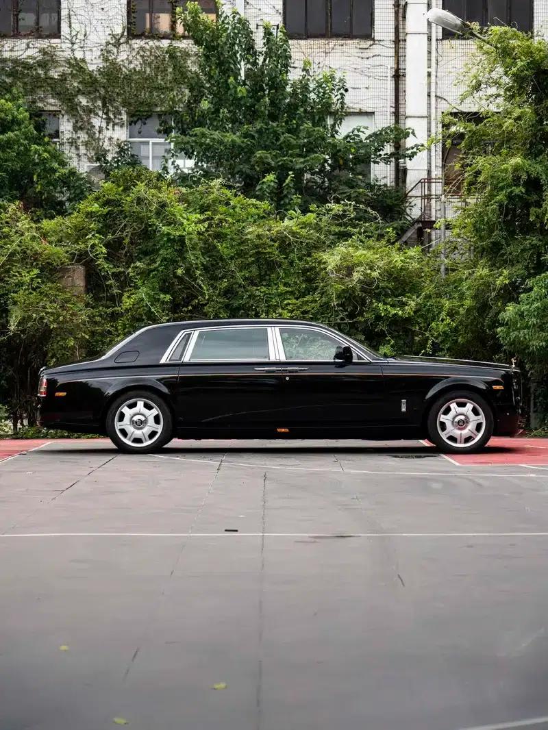 2013 Phantom 6.7L Extended Wheelbase (EWB) — миниатюра 7
