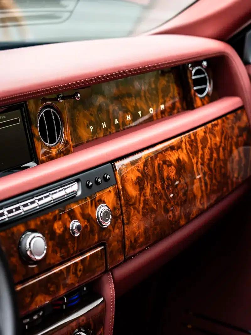 2013 Phantom 6.7L Extended Wheelbase (EWB) — миниатюра 10