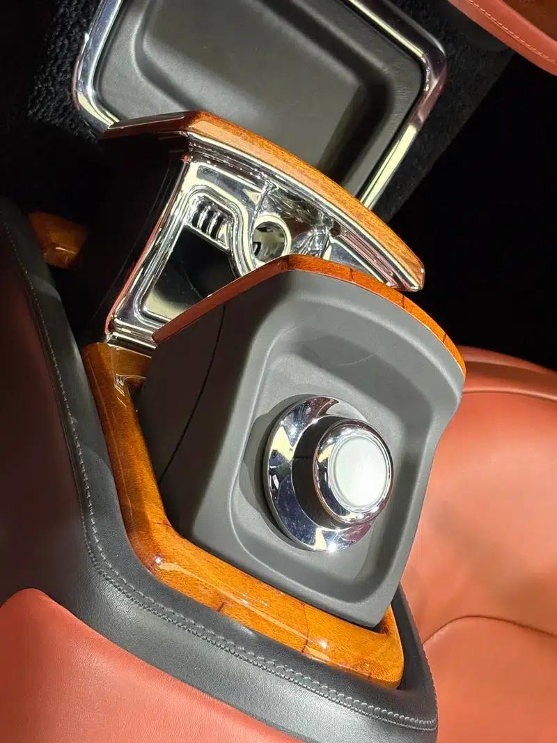 2007 Phantom 6.7L Soft-Top Convertible — миниатюра 32