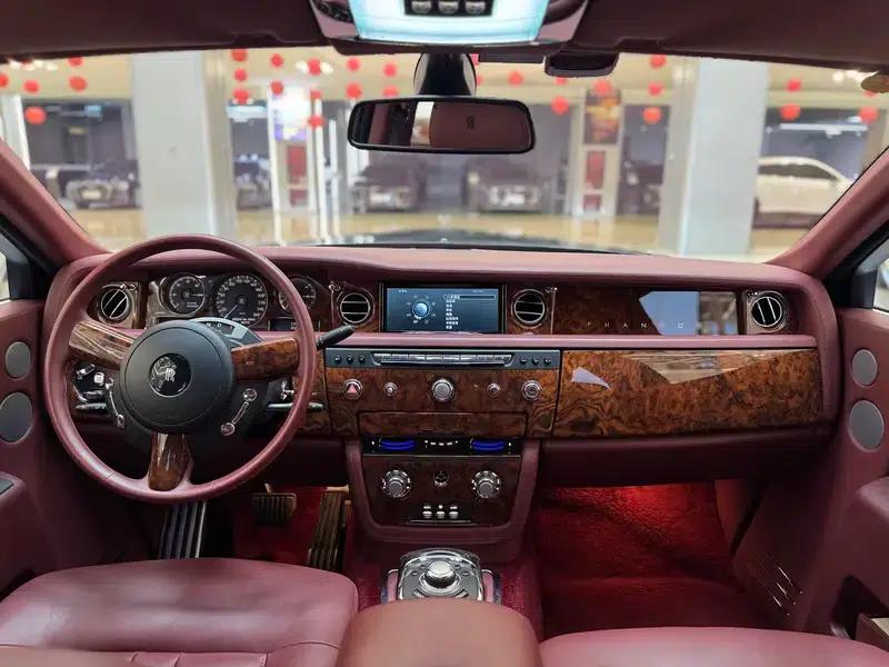 2013 Phantom 6.7L Extended Wheelbase (EWB) — миниатюра 15