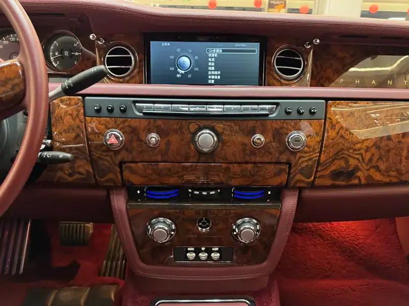 2013 Phantom 6.7L Extended Wheelbase (EWB) — миниатюра 16