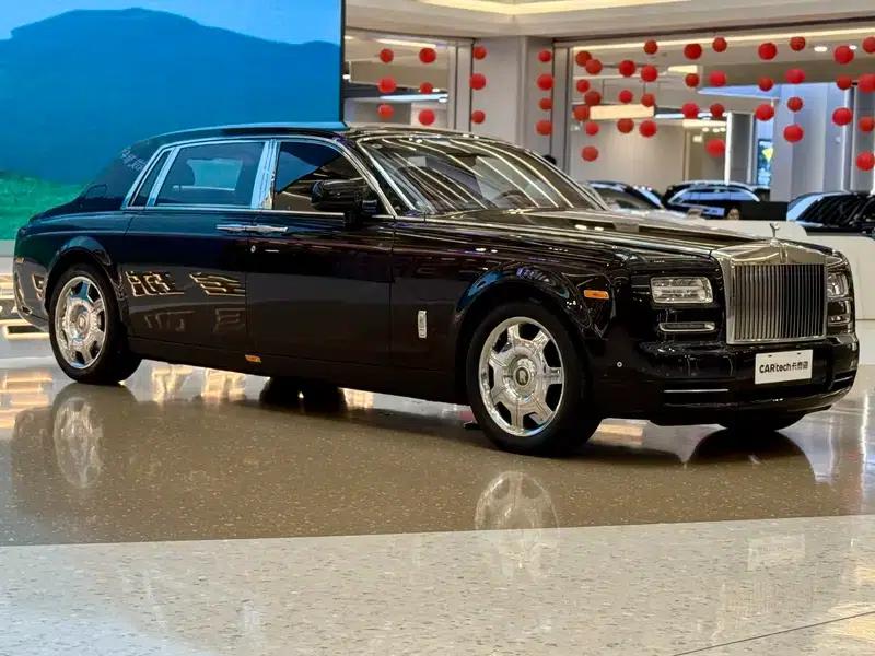 2013 Phantom 6.7L Extended Wheelbase (EWB) — миниатюра 3