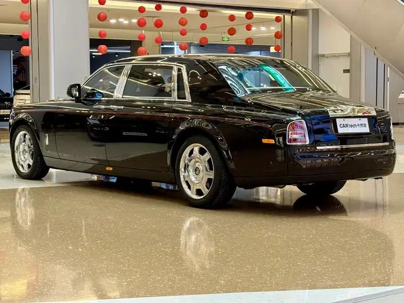 2013 Phantom 6.7L Extended Wheelbase (EWB) — миниатюра 4