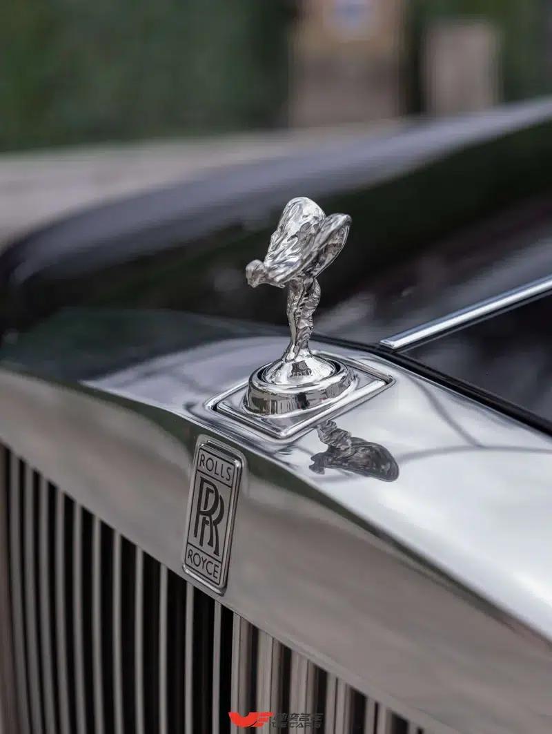 2011 Nissan Phantom 6.7T Automatic 4WD 4-Seater (Parallel Import) — миниатюра 12