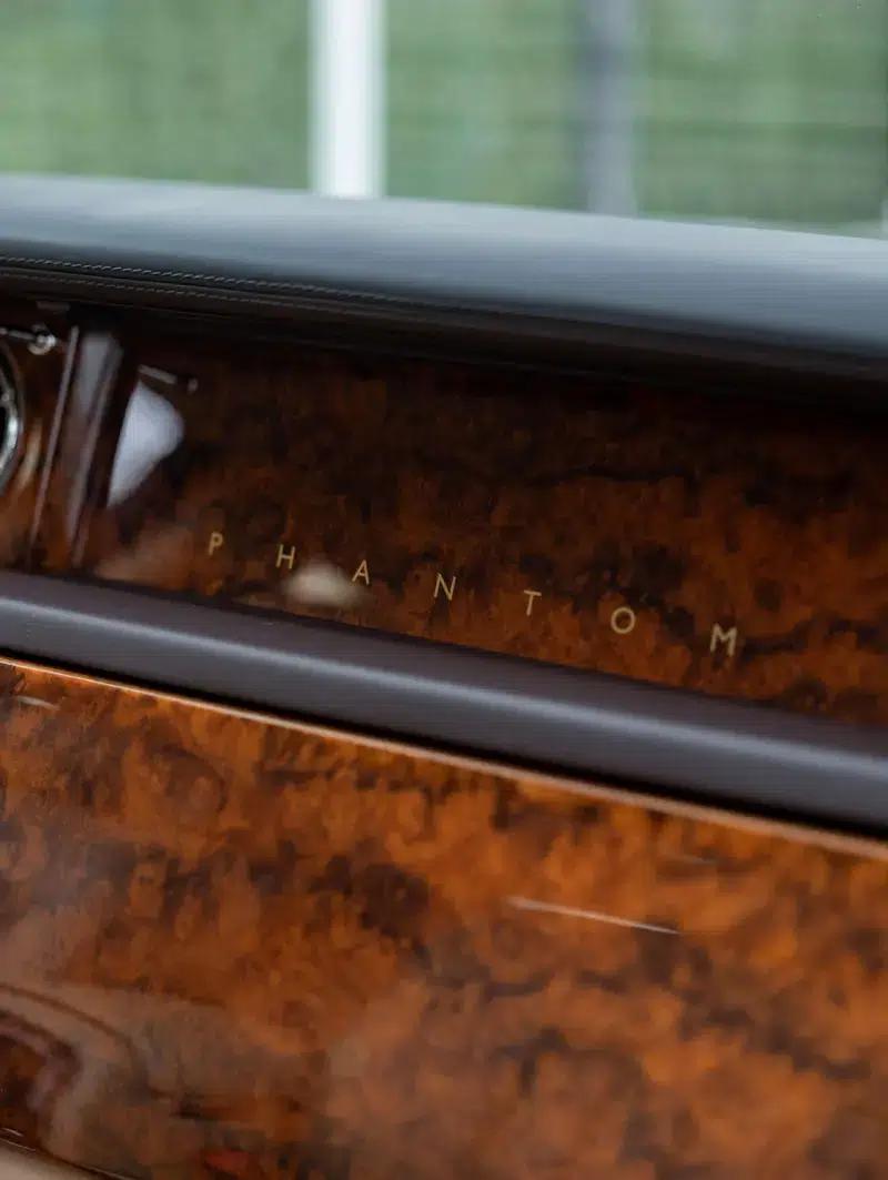 2011 Nissan Phantom 6.7T Automatic 4WD 4-Seater (Parallel Import) — миниатюра 14