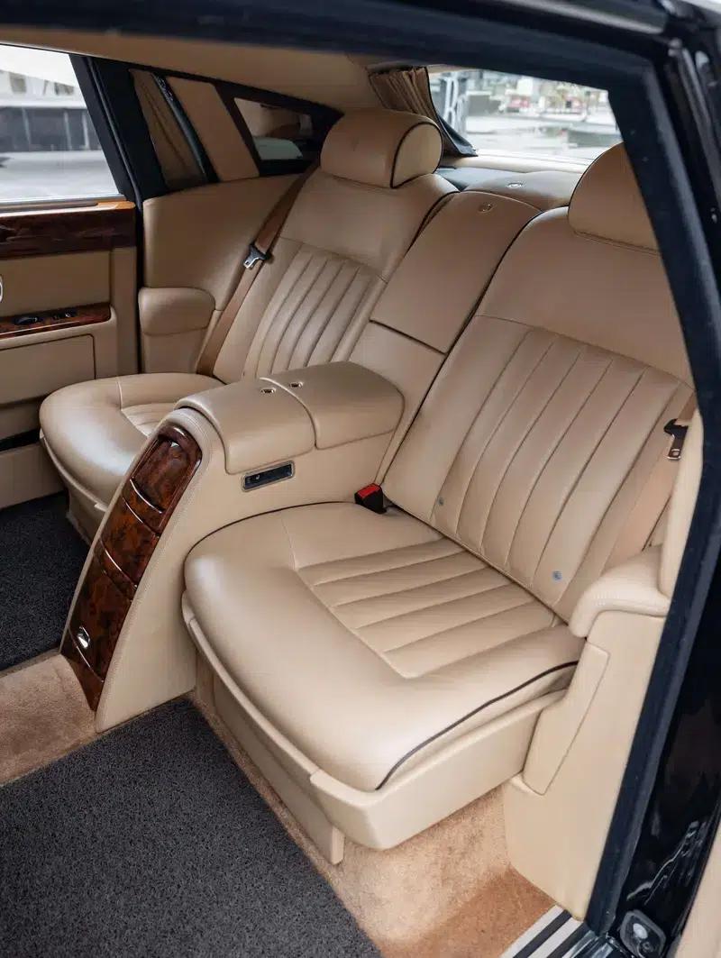 2011 Nissan Phantom 6.7T Automatic 4WD 4-Seater (Parallel Import) — миниатюра 25