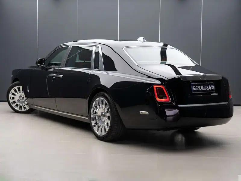 2018 Phantom 6.7T Long Wheelbase — миниатюра 3
