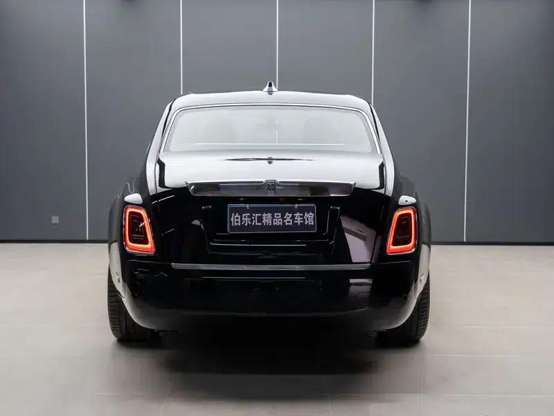 2018 Phantom 6.7T Long Wheelbase — миниатюра 4