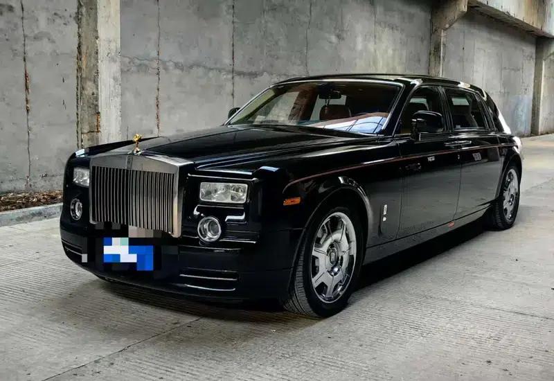 2013 Phantom 6.7L Extended Wheelbase (EWB) — миниатюра 1