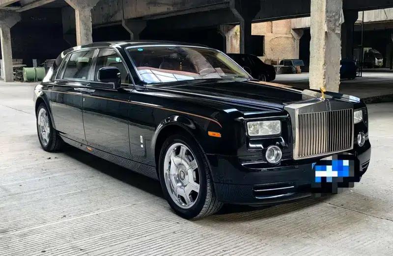 2013 Phantom 6.7L Extended Wheelbase (EWB) — миниатюра 2