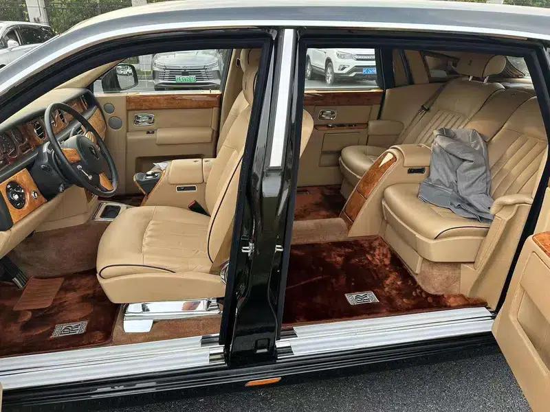 2013 Phantom 6.7L Extended Wheelbase (EWB) — миниатюра 7