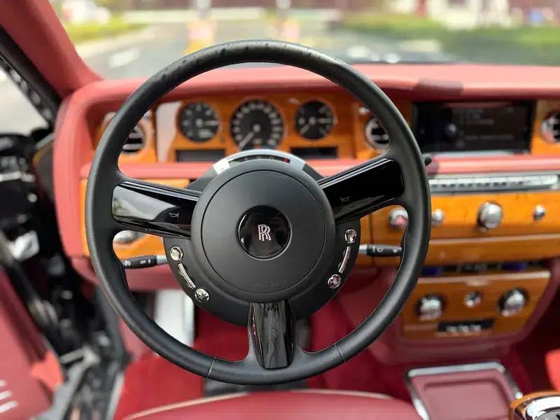 2013 Phantom 6.7L Extended Wheelbase (EWB) — миниатюра 18