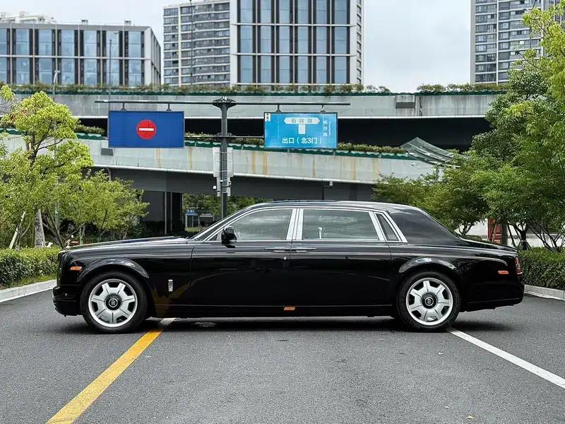 2013 Phantom 6.7L Extended Wheelbase (EWB) — миниатюра 3