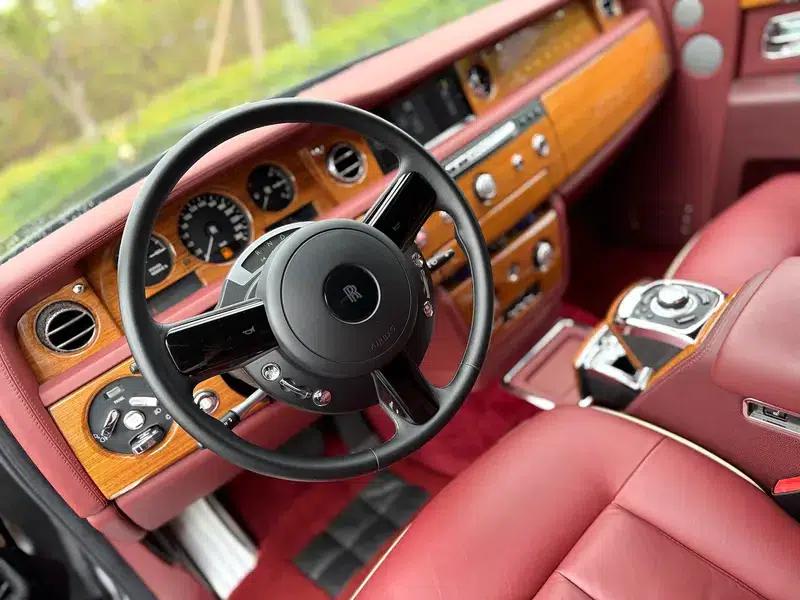 2013 Phantom 6.7L Extended Wheelbase (EWB) — миниатюра 22