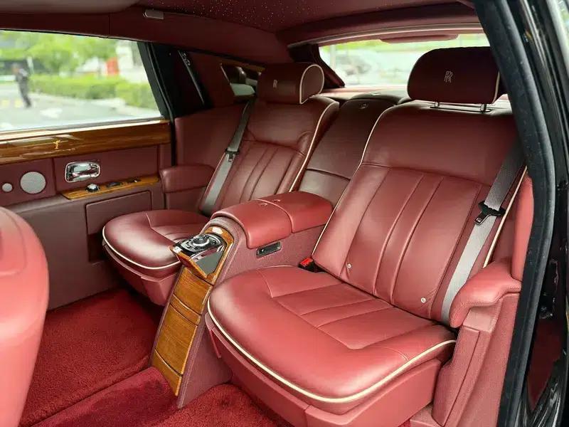 2013 Phantom 6.7L Extended Wheelbase (EWB) — миниатюра 26