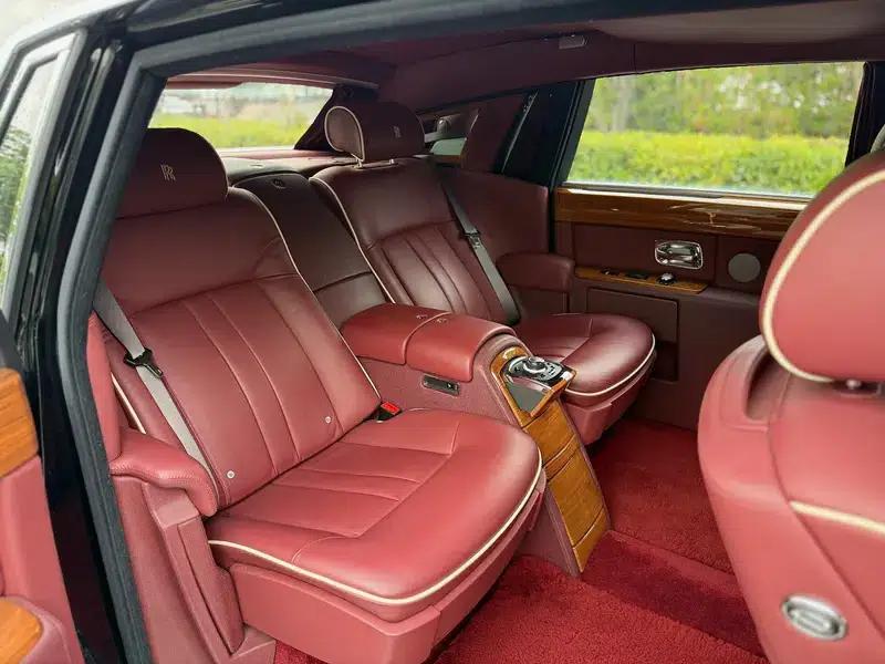2013 Phantom 6.7L Extended Wheelbase (EWB) — миниатюра 27
