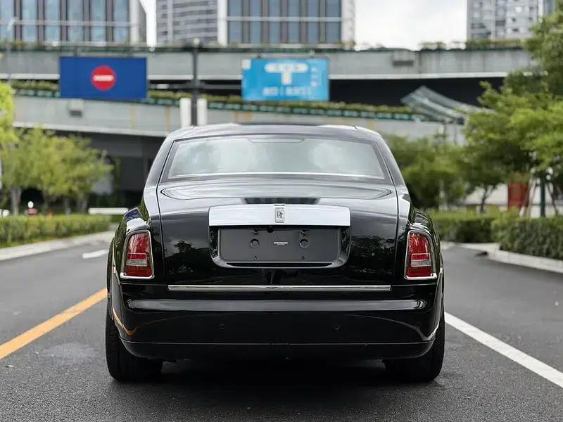 2013 Phantom 6.7L Extended Wheelbase (EWB) — миниатюра 5
