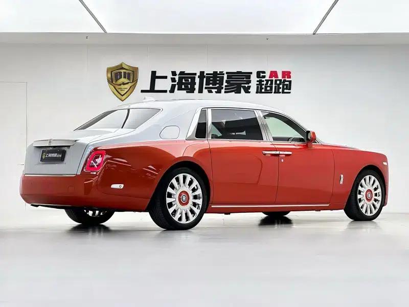 2018 Phantom 6.7T Long Wheelbase — миниатюра 6